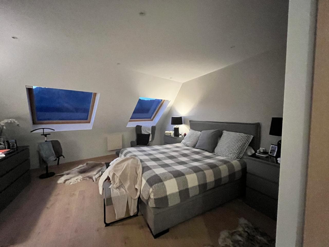 Room before virtual staging